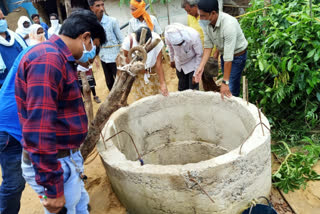 Four men died due to poisonous gas in the well  maharashtra  mumbai  മഹാരാഷ്‌ട്രയില്‍ കിണറിലെ വിഷവാതകം ശ്വസിച്ച് നാല് പേര്‍ മരിച്ചു  ഗോന്ദിയ  മഹാരാഷ്‌ട്ര