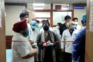 blood donation camp organized by nmo at safdarjung hospital