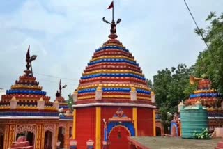 Priest celebrates black day at Rajarappa temple in Ramgarh