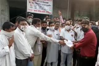 korba-congress-protests-against-rising-prices-of-petrol-and-diesel