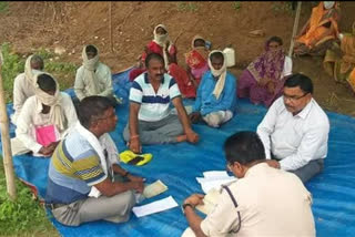 forest department forcibly occupied the agricultural land of farmers, poor sitting on protest