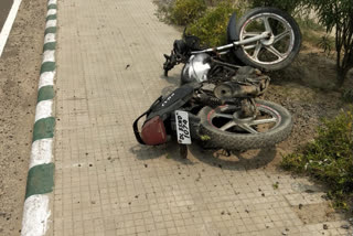 car hit bike driver in ganaur sonipat