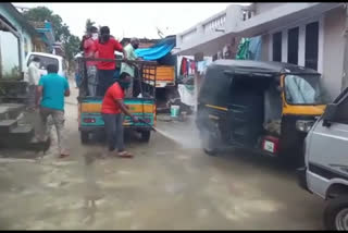 COVID: Youths in Kodagu village voluntarily sanitized roads to prevent Corona