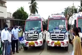 mla jaggireddy launched 108 and 104 vehicles in kothapet