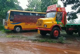 driving school  കാസർകോട്  ഡ്രൈവിങ്  സ്കൂൾ  ലോക്ക് ഡൗൺ  drivind test  car bus  learners