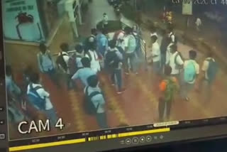 sslc_students_fight