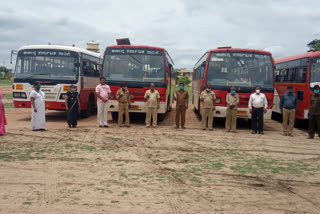 A bouquet offering for transport workers who are assisting SSLC students