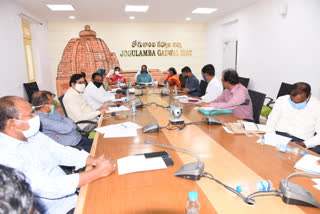 collector in Poshan Abhiyan Second Quarter Meeting at gadwal district