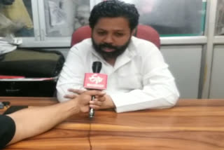 etv bharat conversation with Aam Aadmi Party Seelampur president Imran Hassan in delhi