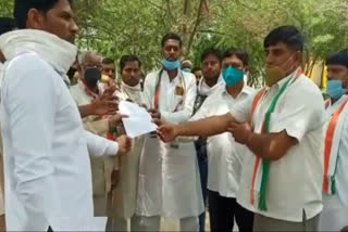 Ghaziabad Congress protests on the case of martyrdom of policemen in Kanpur