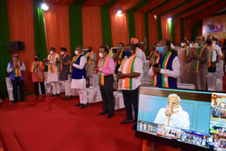 Delhi BJP President Adesh Gupta presented the campaign Seva Hi Sangathan