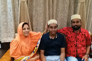 Burhanuddin secured fifth position in mp 10th board exam