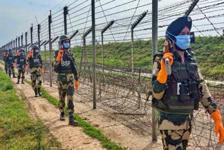 3 bsf jawaan injured India-Bangladesh international border in West Bengal