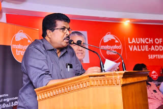 CHITHARANJAN  alappuza  CPM leader  കോൺഗ്രസ് നേതാക്കള്‍  ആലപ്പുഴ  സി.പി.എം  പാർട്ടി സെക്രട്ടറി പി.പി ചിത്തരഞ്ജൻ  മന്ത്രി ജി സുധാകരൻ  യുഡിഎഫ്