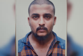 തൃശ്ശൂർ  thrissur murder  murder case culprit  പേരാമംഗലം ഇരട്ടക്കൊലപാതക കേസ്  മുണ്ടൂർ  thrissur latest news  peramangalam  peramangalam murder accused