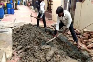 ಚರಂಡಿ ದುರಸ್ತಿ