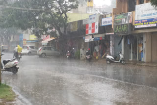 Heavy rain fall in chikkamagalore