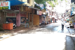 shops open on lockdown period in Kankavali, administration action initiated