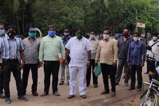 medical staff protest to solve their problems