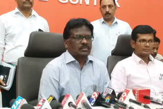 guntur collector orders to work with 50 percent employees in collectorate