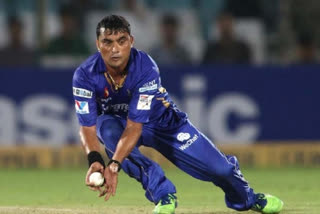 48 year old Pravin Tambe signed by Trinbago Knight Riders for Caribbean Premier League 2020