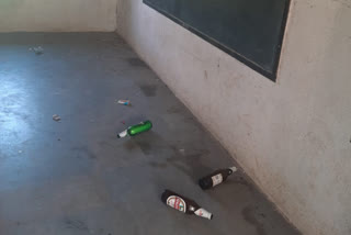 alcohol-drinkers-siting-in-akkanapeta-government-school-in-siddipeta-district