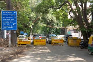 Main road of Tagore Garden in Delhi is closed even after unlocking