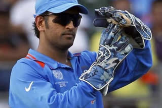 dhoni