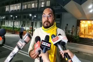 MLA Pradeep Yadav meets CM Hemant Soren in ranchi, mla demands ban over china project in godda, MLA Pradeep Yadav statement on Chinese goods, news of MLA Pradeep Yadav, विधायक प्रदीप यादव ने सीएम हेमंत सोरेन से की मुलाकात, विधायक प्रदीप यादव का चाइनीज सामान पर बयान, विधायक प्रदीप यादव की खबरें