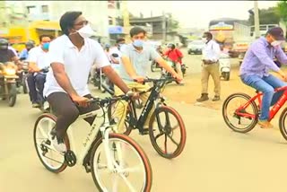 minister puvvada ajay kumar cycle tour in khammam city