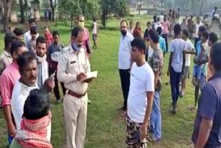 Dead body of a young man found in Nehru Park at dhanbad