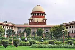SC issues notice Tamil Nadu, others on DMK plea for disqualification of 11 AIADMAK MLAs