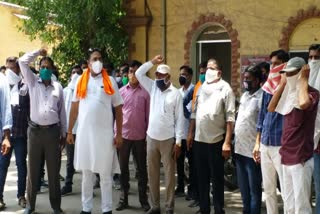 राजस्थान न्यूज  JDVVNL employee protested