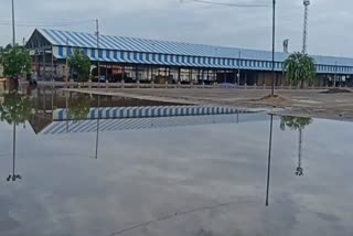 Shahabad grain market water logging