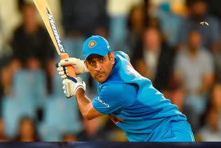 dhoni