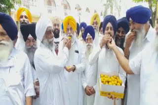 SAD workers celebrates party chief sukhbir badal birthday in sri anadpur saihb