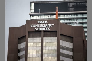 TCS quarterly net profit falls nearly 14 pc to Rs 7,008 cr