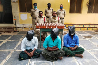 karnataka liquor seized in kurnool dist