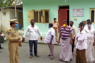 contractor escape with villagers money in uppalapadu kadapa district