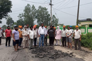 Congress raised questions on road condition in Shivpur