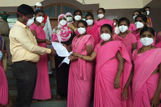 Asha workers protest in bagalkot