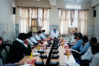 Narela Zone Chairman instructed officials regarding preparations for monsoon