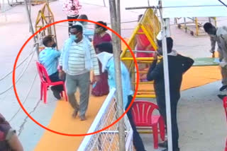 WATCH: How gangster Vikas Dubey spotted at Mahakal temple which led to his arrest