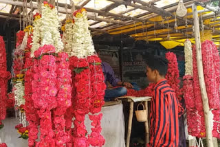 عرس کے موقع پر بھی زائرین سے خالی رہی درگاہ