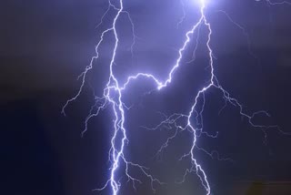lightning-fall-in-chandauli