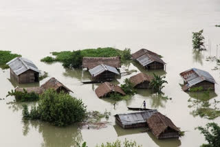 Assam flood situation worsens, 3.4 lakh affected in 14 districts