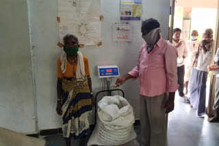 free ration rice distribution in medhak