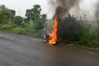 truck drivers agitation in sagardighi, murshidabad