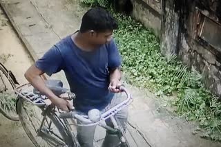 on camera cycle thief