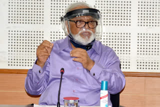 guardian minister of nashik chhagan bhujbal